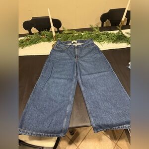 Wide-Leg Blue Jeans